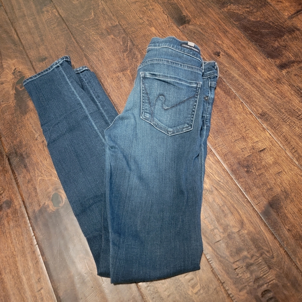Skinny jeans